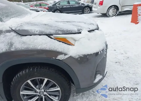 2017 Toyota Highlander Xle из США, поврежденный, VIN 5TDJZRFH9HS408548